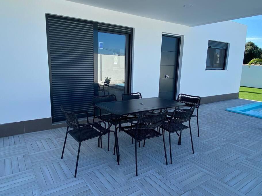 Moderna Villa Con Piscina Privada By Chiclanadreams Chiclana de la Frontera Kültér fotó